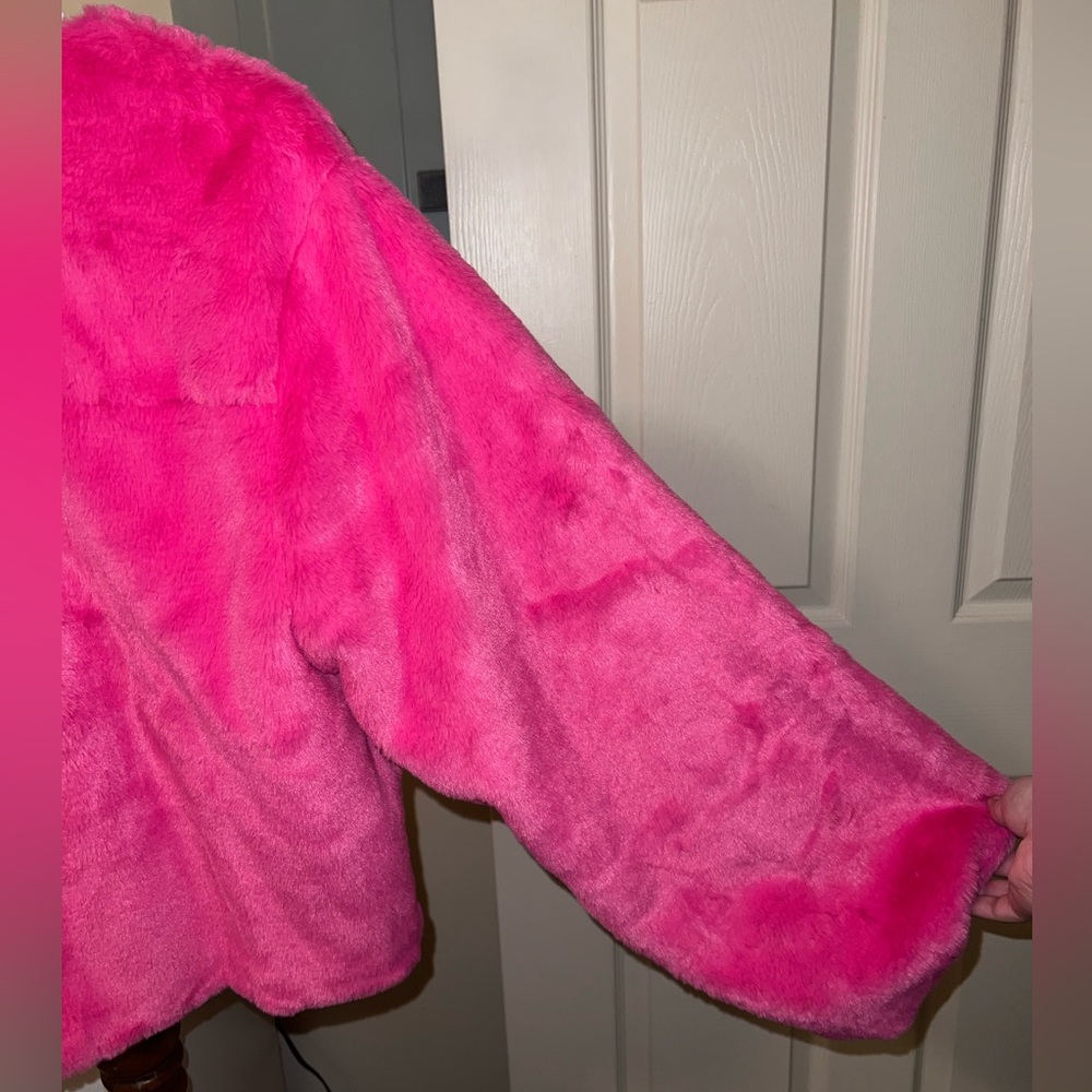 See And Be Seen Pink Faux Fur Jacket - Picture 14 of 15